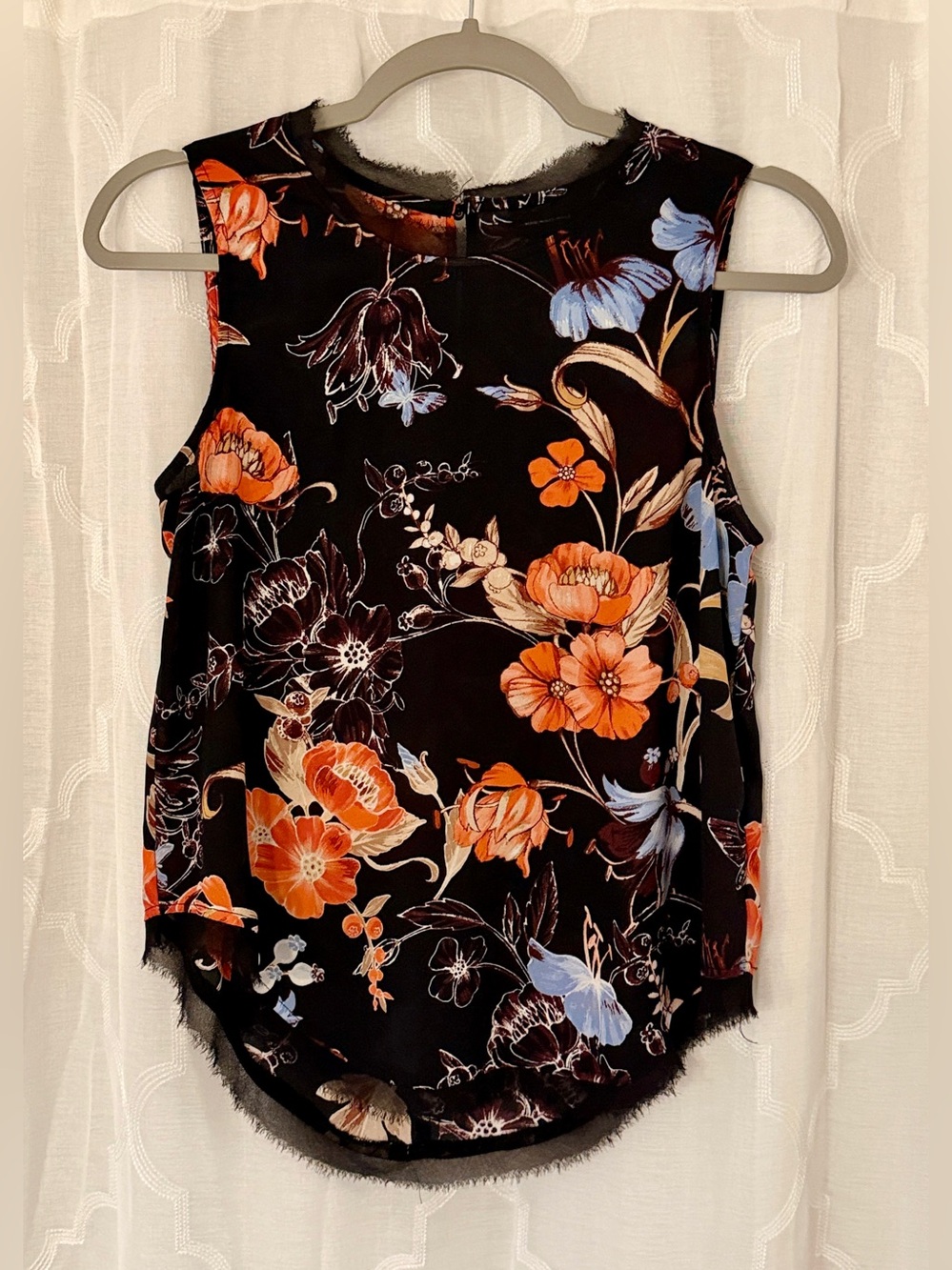 Who What Wear Black Floral Sleeveless Blouse | XS